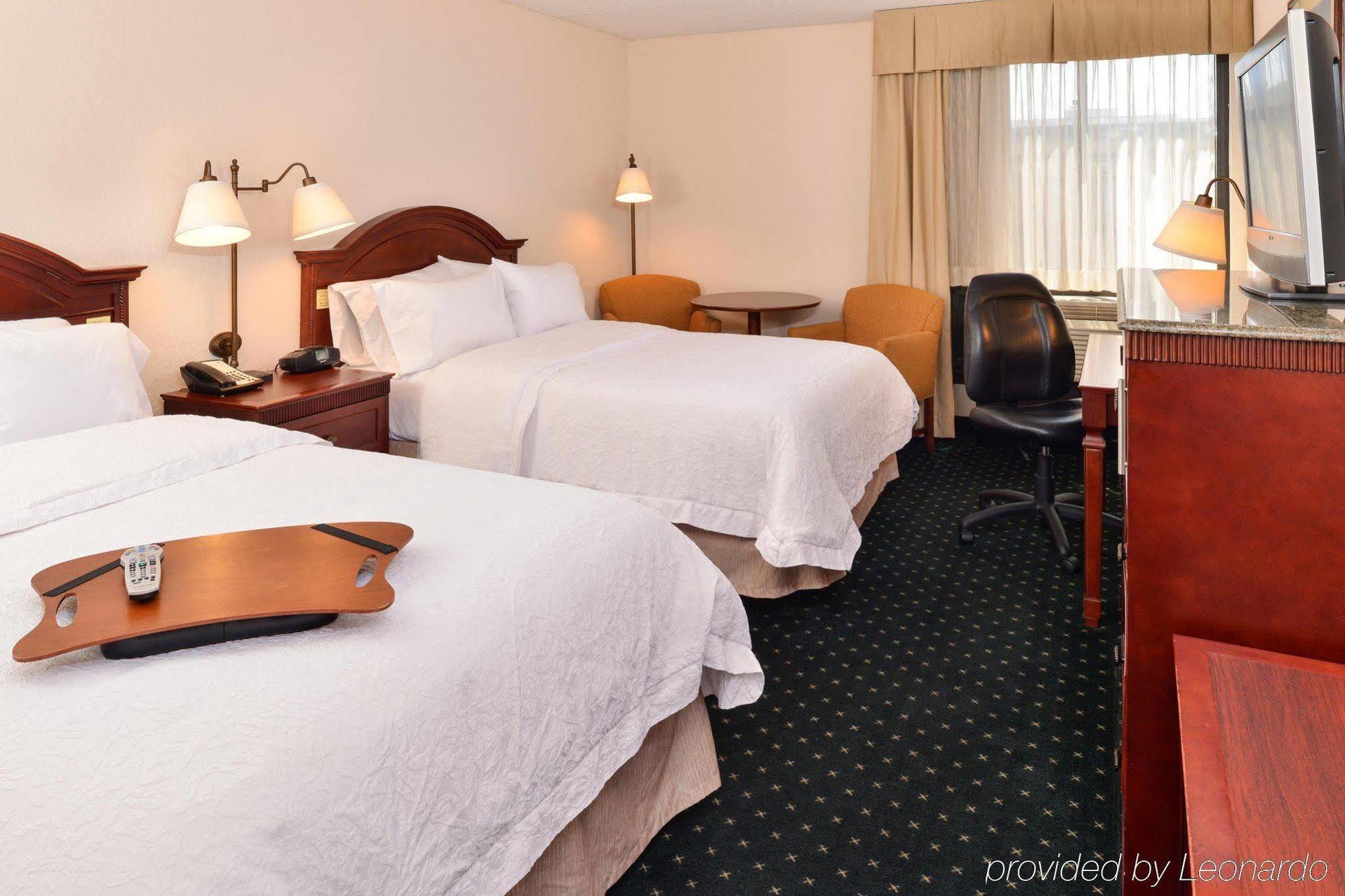 Hampton Inn Fishkill Buitenkant foto